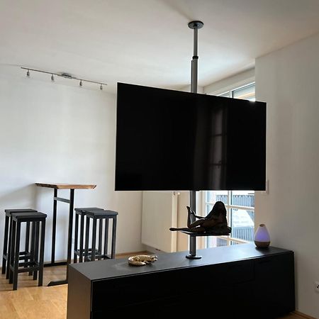 Loft Mit Kingsize Wasserbett Грац Екстериор снимка